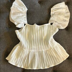 White Ruffled tanktop